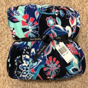 NWT Vera Bradley Blanket!